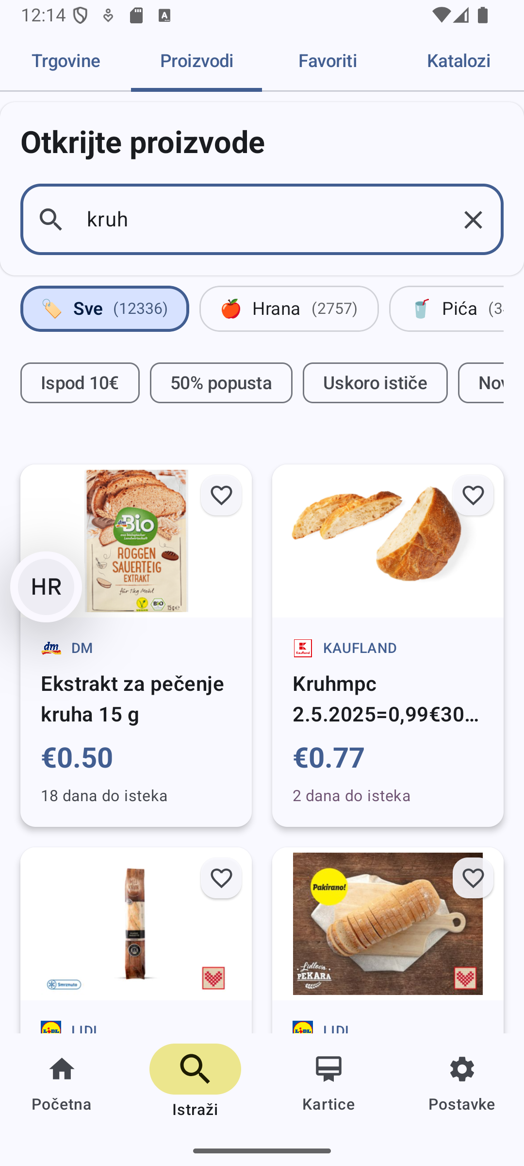 Pretraga proizvoda u Radar Akcija aplikaciji prikazuje kruh iz DM i Kaufland trgovina s cijenama i popustima u hrvatskoj